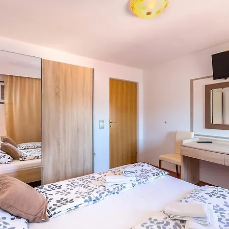 Couette-café La Fontana