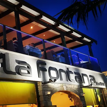 Couette-café La Fontana